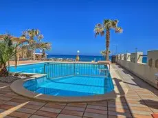 Seafront Apartments Adelianos Kampos 