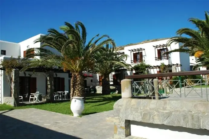 Porto Paros Hotel & Villas 