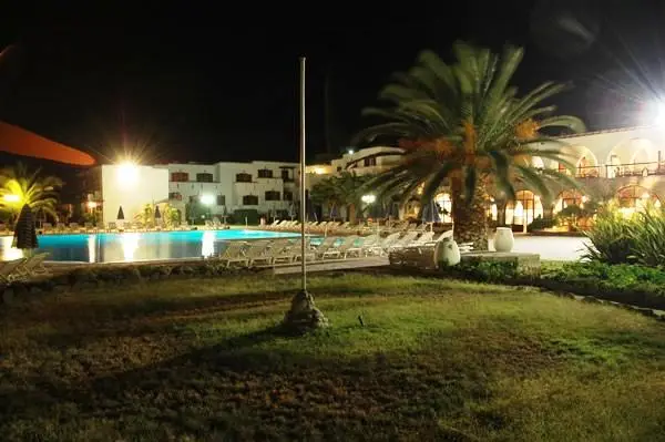 Porto Paros Hotel & Villas 