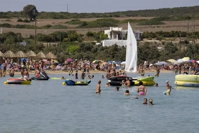 Surfing Beach Village Paros 