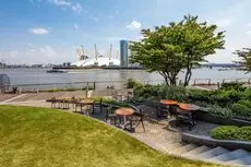 Radisson Blu Edwardian New Providence Wharf 