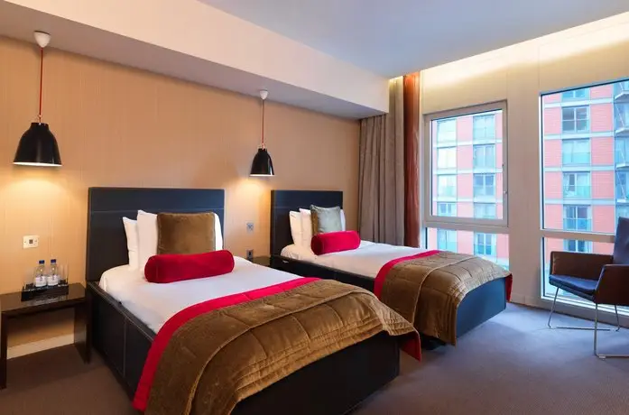 Radisson Blu Edwardian New Providence Wharf 