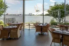 Radisson Blu Edwardian New Providence Wharf 