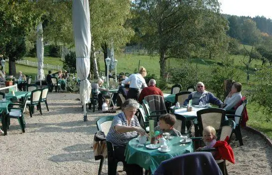 Waldhotel Forsthaus Remstecken