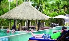 Outrigger Fiji Beach Resort 