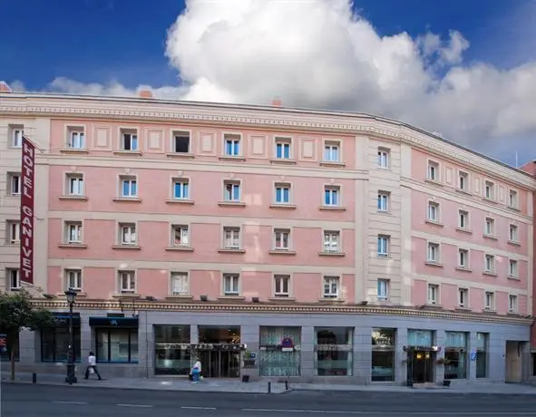 Ganivet Hotel