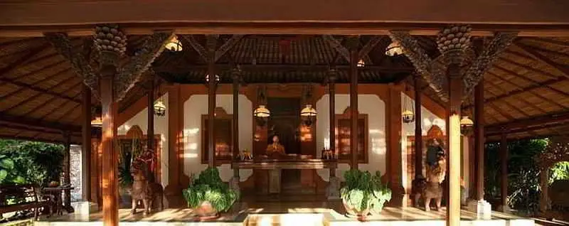 Tandjung Sari Hotel 