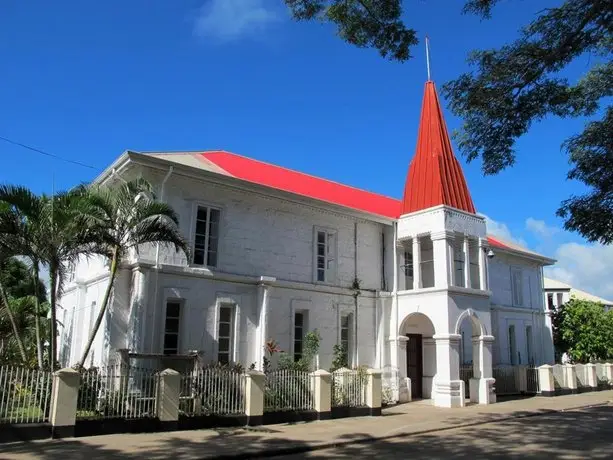 Tanoa International Dateline Hotel