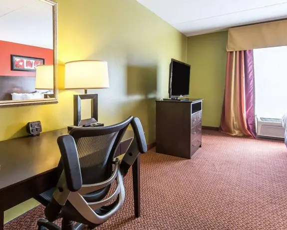 Comfort Suites East Knoxville 