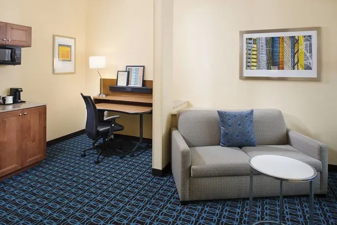 Fairfield Inn & Suites by Marriott Lafayette South 