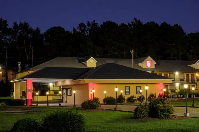 Red Roof Inn Columbus MS