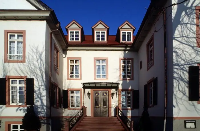 Herrenhaus von Low 