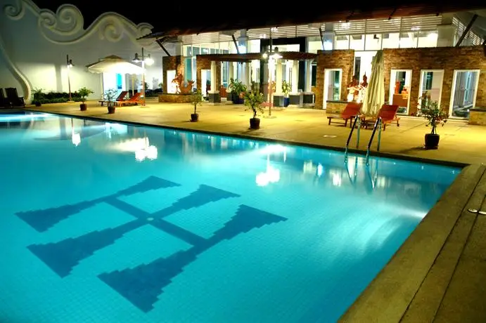 Independence Hotel Resort & Spa 