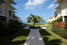 Cayman Reef Resort 