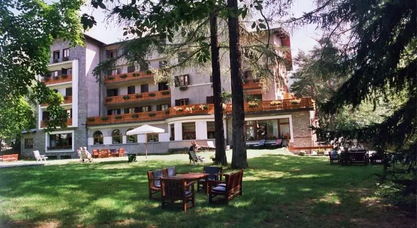 Hotel Des Geneys 