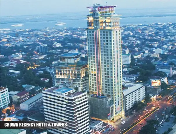 Crown Regency Hotel & Towers 