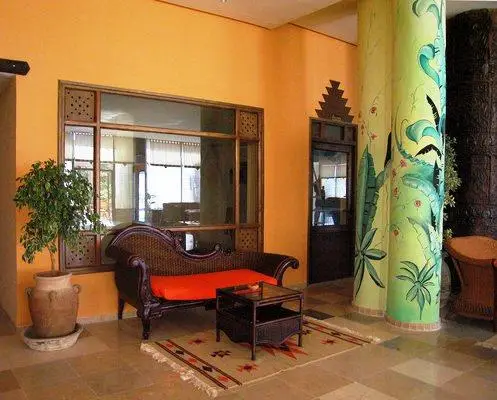 African Queen Hotel