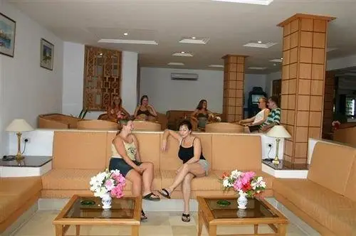 Emira Hotel