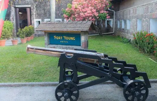 Fort Young Hotel 