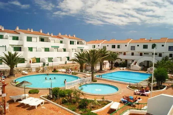 Apartamentos Alondras Park