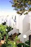 Apartamentos Alondras Park 