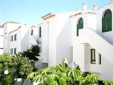 Apartamentos Alondras Park 