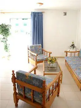 Apartamentos Alondras Park 