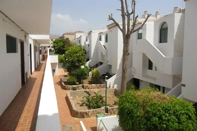 Apartamentos Alondras Park 