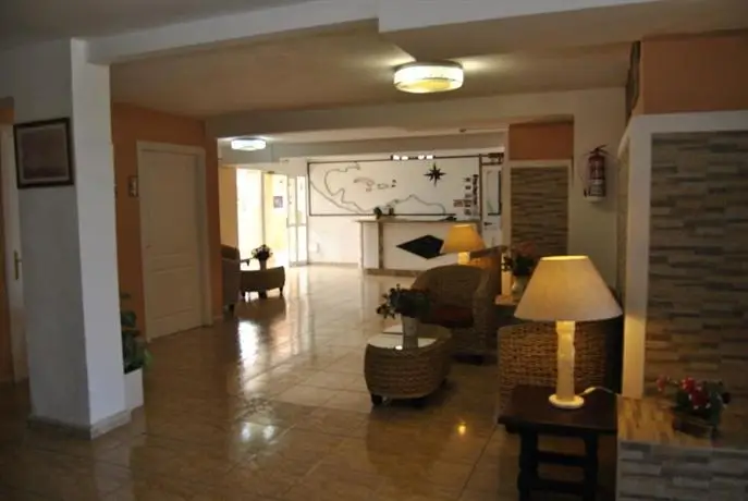 Apartamentos Borinquen 