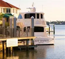 Naples Bay Resort and Marina 