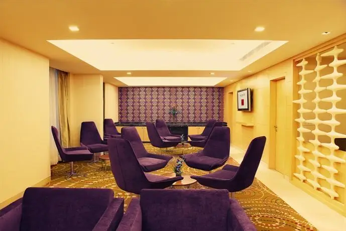 The Metropolitan Hotel & Spa New Delhi 