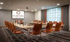 Clayton Hotel Dublin Airport 