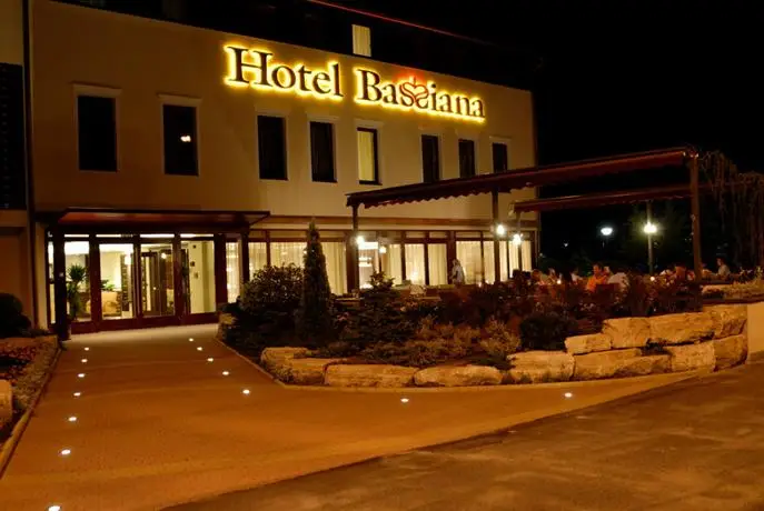 Hotel Bassiana 