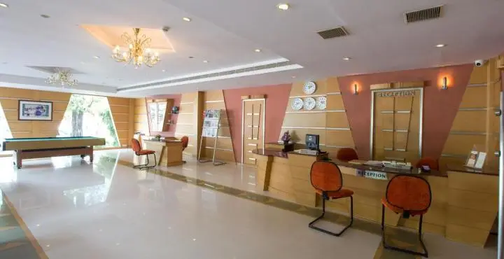 Park Central Hotel Kochi 