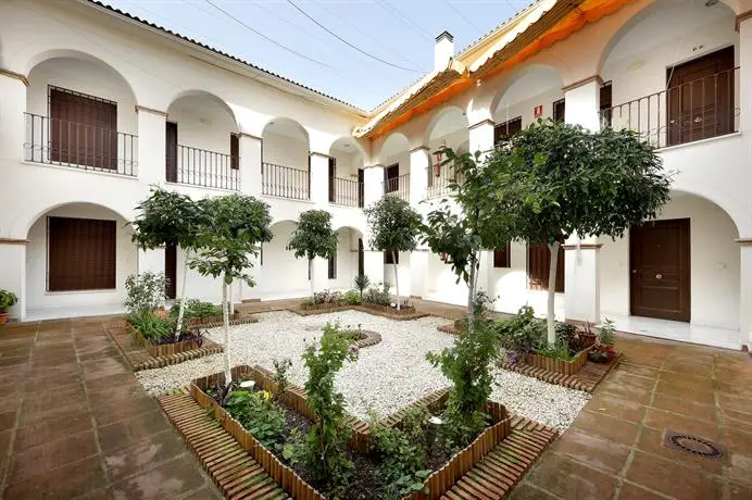 Apartamentos Patios de Alcantara 