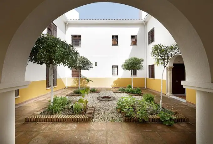 Apartamentos Patios de Alcantara 