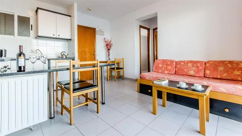 Apartamentos El Faro Benidorm 