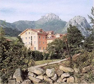 Hotel Picos de Europa Cabrales 