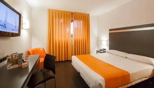 B&B Hotel Oviedo