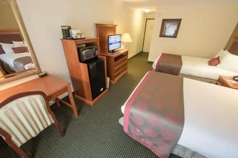 Ramada by Wyndham Houston Intercontinental Airport East 