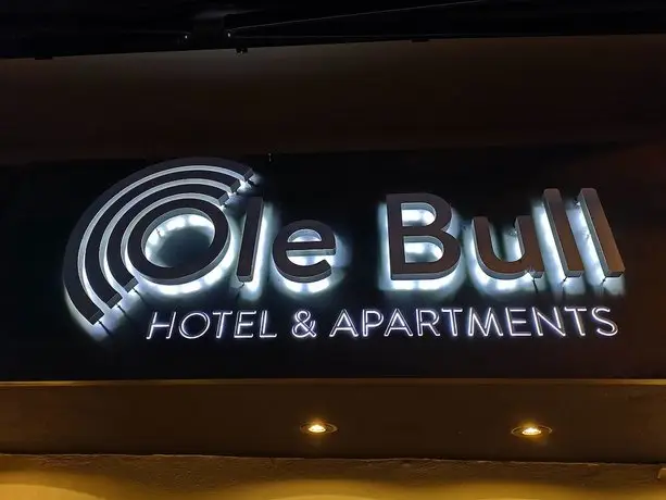 Ole Bull Hotel & Apartments 