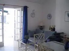 Apartamentos Las Brisas I & II 