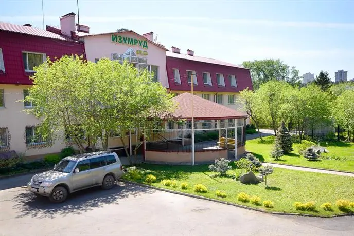 Izumrud hotel