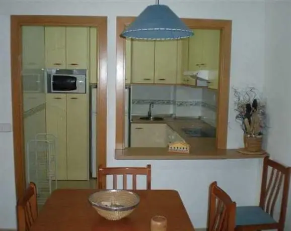 Apartamentos Larimar - Families Only