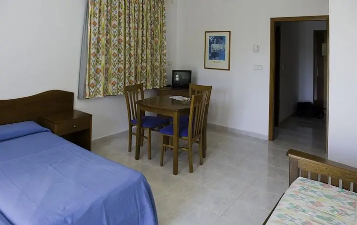 Apartamentos El Pinar 