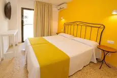 Apartamentos Poniente Playa 