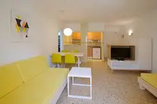 Apartamentos Poniente Playa 