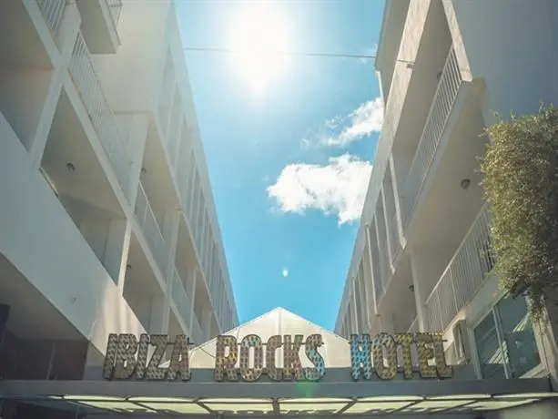 Ibiza Rocks Budget Apartments