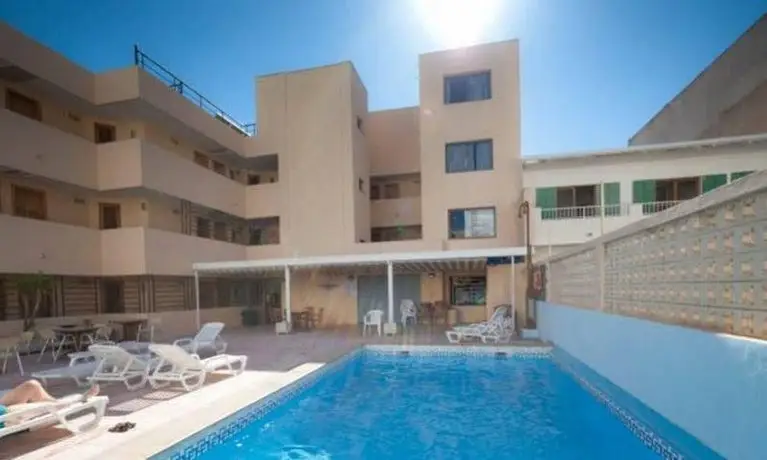 Ibiza Rocks Budget Apartments 