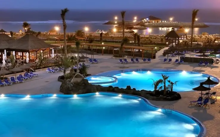 Elba Carlota Beach & Convention Resort 